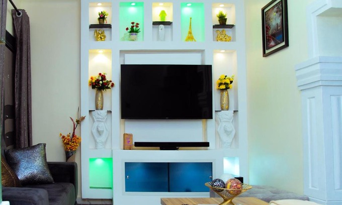 Alimosho Apartment | 2 Bedroom Serviced Apartment with Amazing Facilities