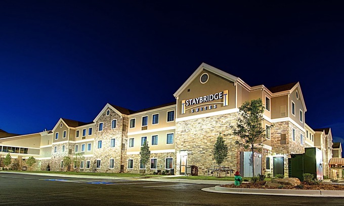 West Valley City Condo | 2 Bedroom Suite! Free Breakfast Buffet. Pool, Hot Tub & Waterslide Access.Close to Salt Palace Convention Center