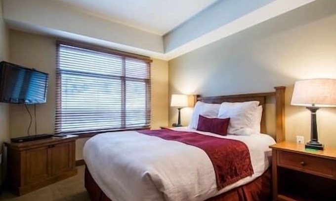 Park City Resort | 2 BEDROOM SUITE SUNDIAL LODGE, PARK CITY UTAH