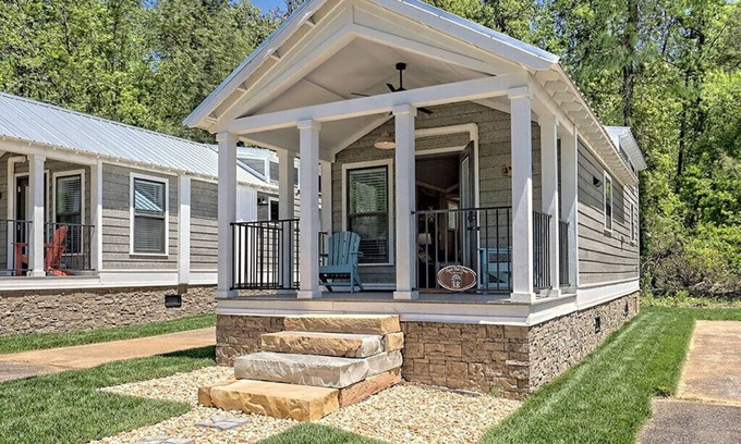 Clarkesville Cottage | 2 Bedroom Tiny Home near Lake Burton, Georgia in the Blue Ridge Mountains