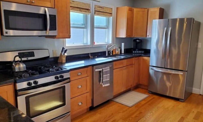 Town of Hastings Apartment | 2-bedroom townhouse with indoor fireplace
