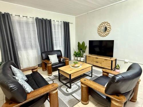 Suva Apartment | 2 Bedroom Unit Near City Center