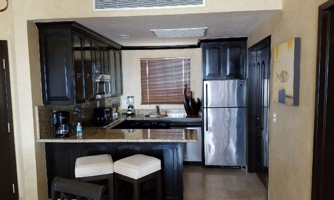 Puerto Juarez Resort | 2 Bedroom Villa - 5 STAR Cancun Resort - Playa Mujeres