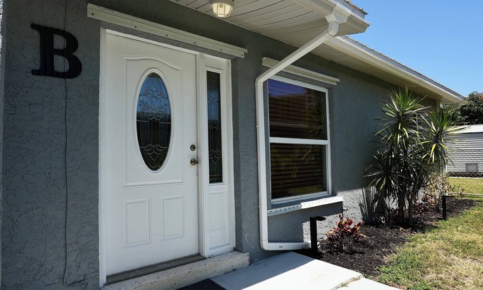 Fort Pierce Villa | 2-bedroom villa in gorgeous Fort Pierce with AC, WiFi, fitness room