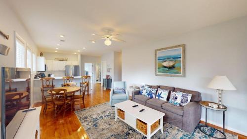 Litchfield by the Sea House | 2 Bedroom Villa in Gated Litchfield by the Sea