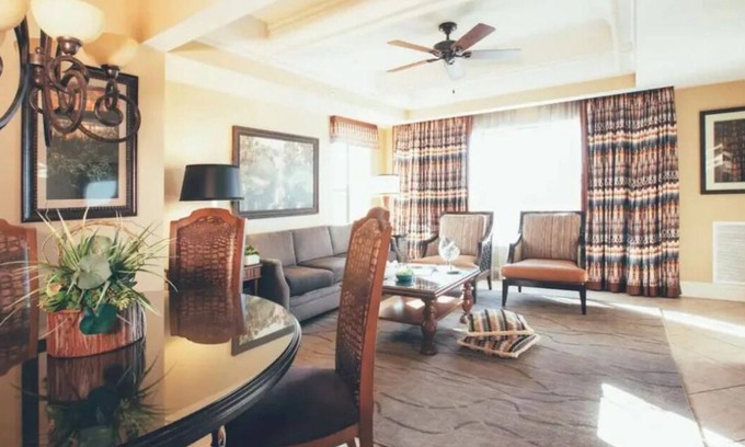 Florida Central Atlantic Coast Resort | 2 bedroom villa, sleeps 8. 5 minutes to the theme parks.