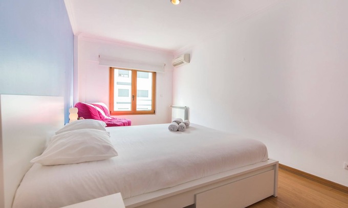 Falca Apartment | 2 Bedroom W/Garage Family Wonder
