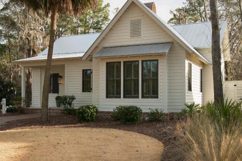 Palmetto Bluff House | 2 Bedroom Wilson Village Home 5049