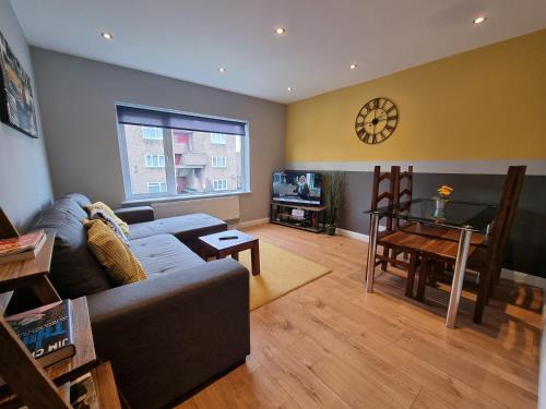 Stanwell Apartment | 2 Bedrooms - 4 beds plus SofaBed 144