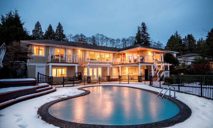 Hollyburn House | 2 bedrooms suite close to ski mountains and ocean