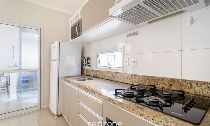 Ingleses Norte Apartment | 2 Bedroooms Apt w/BBQ 500m From the Beach Pts0101