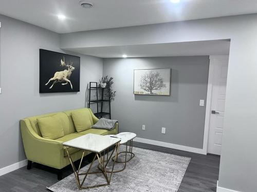 Northwest Calgary Apartment | 2 Beds 1Bath Suite Basement