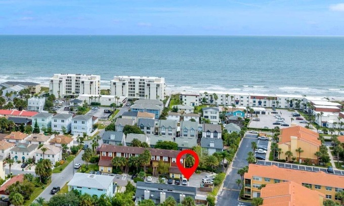 Jacksonville Beach House | 2 Blocks from the Beach: The Coquina Cottage