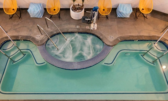 Venice Hotel | 2 Boulevard Mega King Suite at The Kinney Venice Beach!