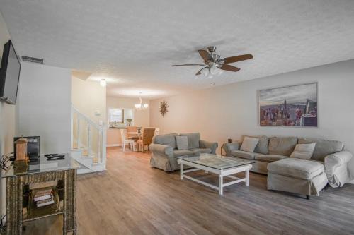 Conyers Apartment | 2 BR Townhouse - 10 Mins to Horse Park