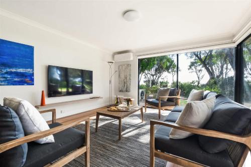 Broadwater Apartment | 2 CapeView Beachfront Geographe Bay