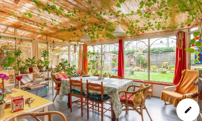 Blagnac Bed & Breakfast | 2 CHAMBRES B&B PRÈS DE L'AÉROPORT ET DU MEETT