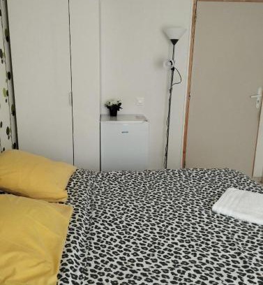 Bonneuil-sur-Marne House | 2 Chambres Communicantes JM 4 Bonneuil