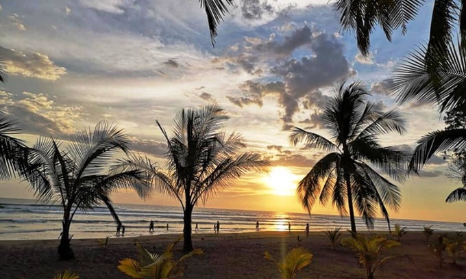 Bandera Villa | 2 Comfortable Villas Near Pacific, Private Pool with Waterfall!