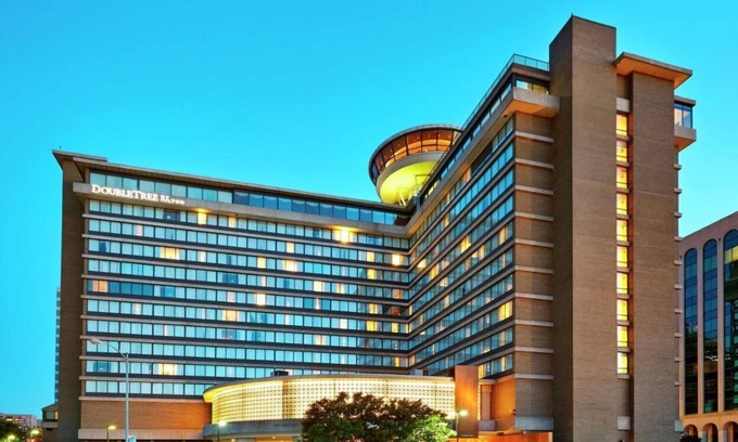 Crystal City Hotel | 2 Connecting Suites at a Hotel