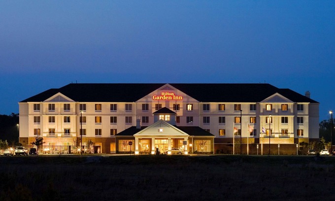 Wilmington Hotel | 2 Connecting Suites at a Hotel