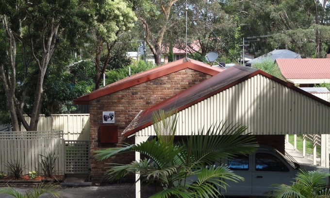 Lemon Tree Passage House | 2 Dogs Cottages Port Stehpens