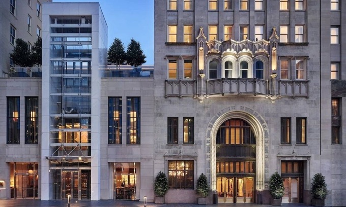 Downtown Dallas Hotel | 2 Double Bed Rooms with Elevated Design Near Dallas Arts & Dining