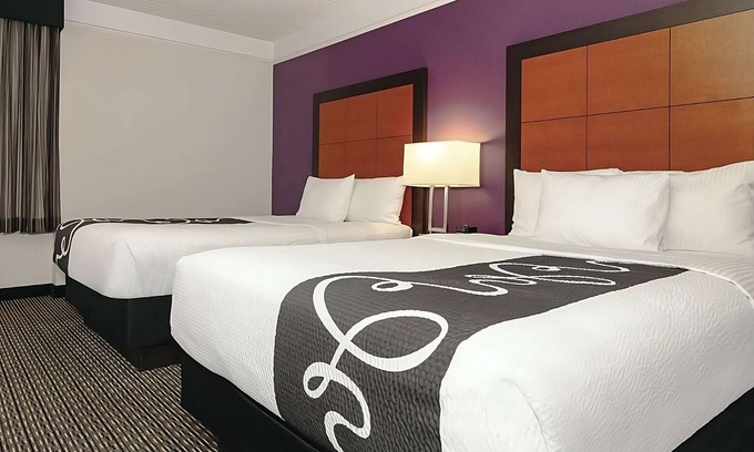 Guasti Hotel | 2 Double Beds, Room at La Quinta Inn & Suites by Wyndham Ontario Airport