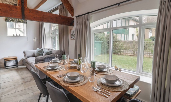 Lyme Regis Cottage | 2 Engine House