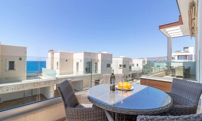 Kissonerga House | 2-floor modern townhouse with a private swimming pool in Chloraka!