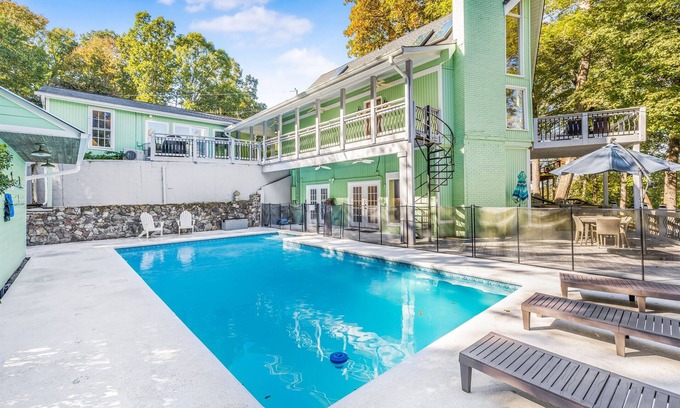Barium Springs House | 2 Game Rooms, 2 King Suites, Lakeside, Pool