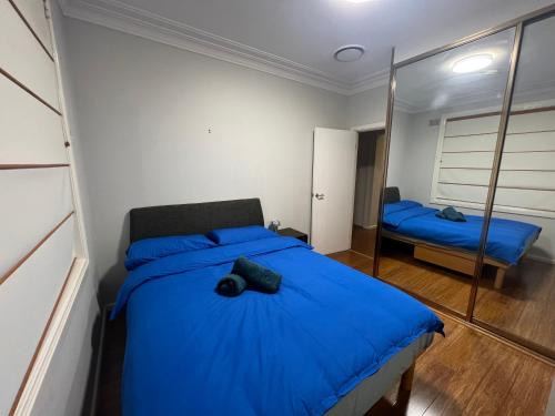 Beecroft House | 2 Green Room