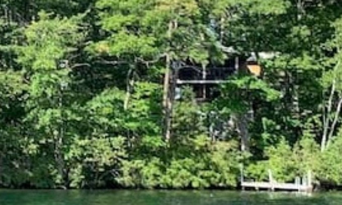 Wolfeboro Cottage | 2 Home Compound on Lake Winnipesaukee with Private Docks - Linens Provided