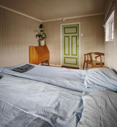 Vestvagøy Apartment | 2 Houses & A Barn Double Room