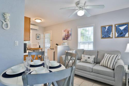 Madeira Beach House | 2 - Island Paradise Cottages - Sea Breeze