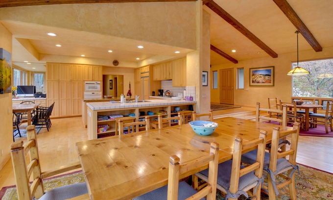 Sun Valley House | 2 Mi to River Run Day Lodge: Family-Friendly Home