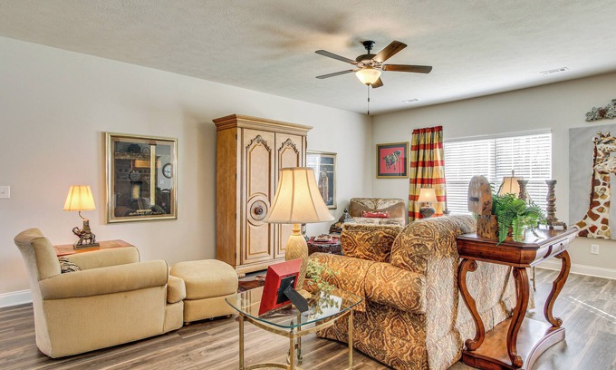 Aiken House | 2 Mi to Steeplechase Racecourse: Stylish Aiken Gem