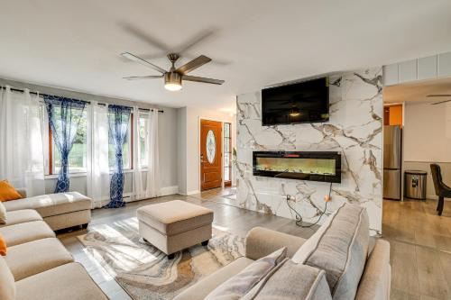 Waterbury House | 2 Mi to Town Home with Patio and Yard in Waterbury!