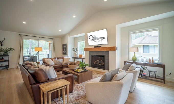 Deer Park House | 2 Mt. Adams Lane | 4BD/4.5BA, Sleeps 10