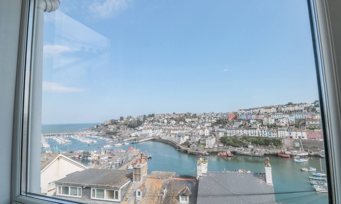 Brixham Cottage | 2 North Furzeham Road