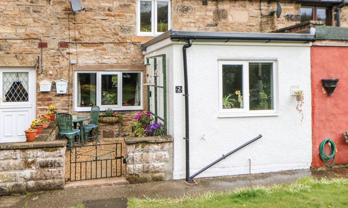 Brampton Cottage | 2 OLD ROW, pet friendly, with a garden in Haltwhistle