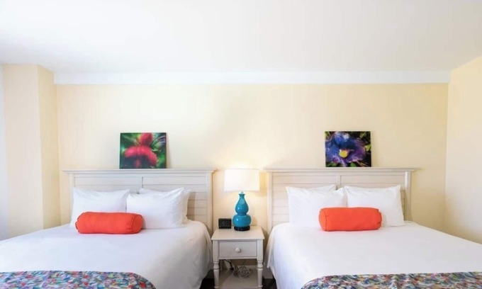 Christiansted Hotel | 2 Queen Beds + Harbor Views | Walk to Wharf, Museums, Dining & Boutique Stores