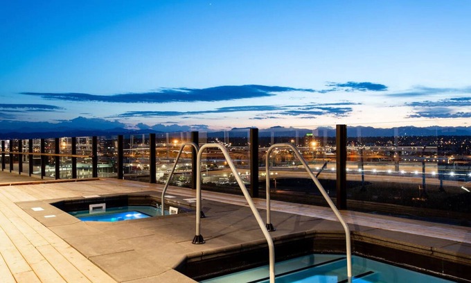 River North Art District Hotel | 2 Queen: The Source Hotel + Market Hall, Vintage Finds, Flame-Seared Sushi