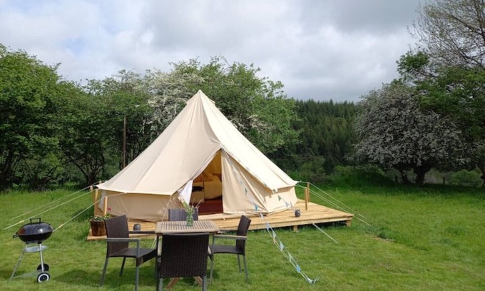Christchurch RV Rental | 2,Quiet site:own kitchen/bathroom*electric*logfire
