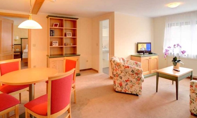 Neuensien Apartment | 2-raumappartement - Ferienzimmer und -wohnungen mit Seeblick