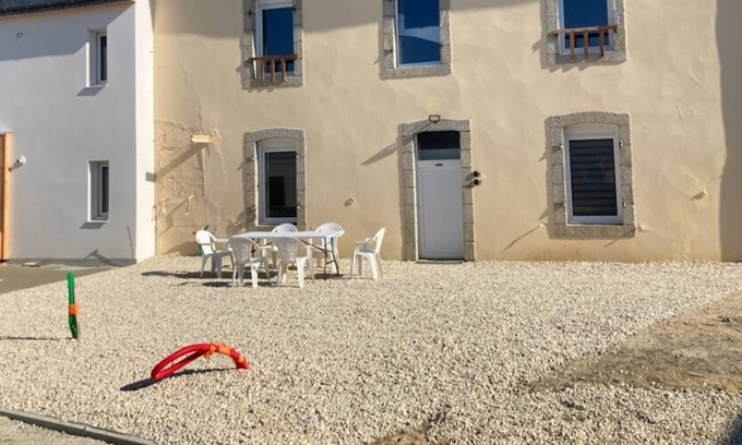 Argol Apartment | 2-room apartment + bathroom 5 km from the beach