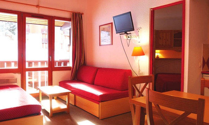 Bellentre Apartment | 2-Room Apartment with Balcony, Ski Access, and Free Parking - Montchavin Les Coches
