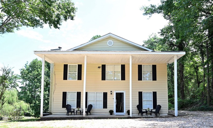 Union City House | 2 Separate Houses!!! Main House + Guest House!!!
