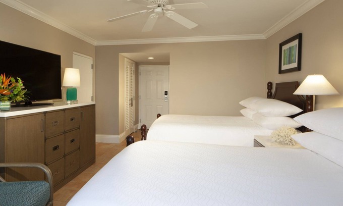 Historic Seaport Hotel | 2 Sophisticated Resort Rooms Perfect for Family Relaxation! Spa Access