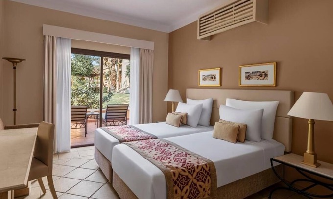 Makadi Bay Hotel | 2 Spacious Rooms for Family Adventures Near Makadi Water World Aqua Park